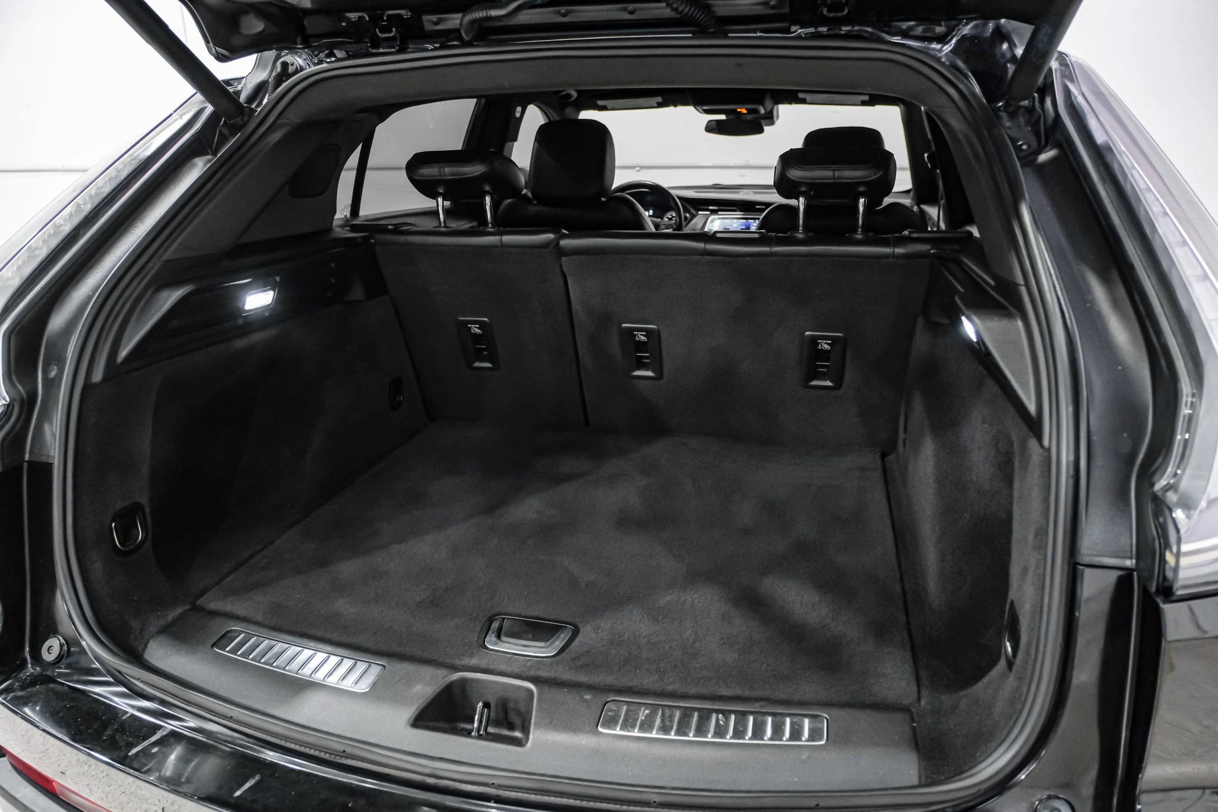 Used 2020 Cadillac XT4 Sport image 54