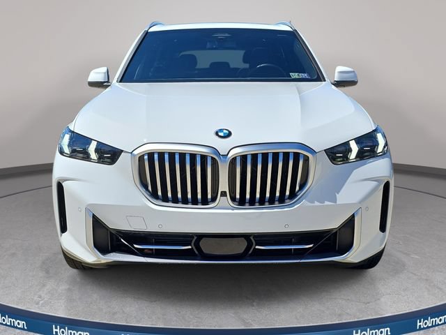 Used 2024 BMW X5 xDrive40i w/ Parking Assistance Package AWD/4WD image 3