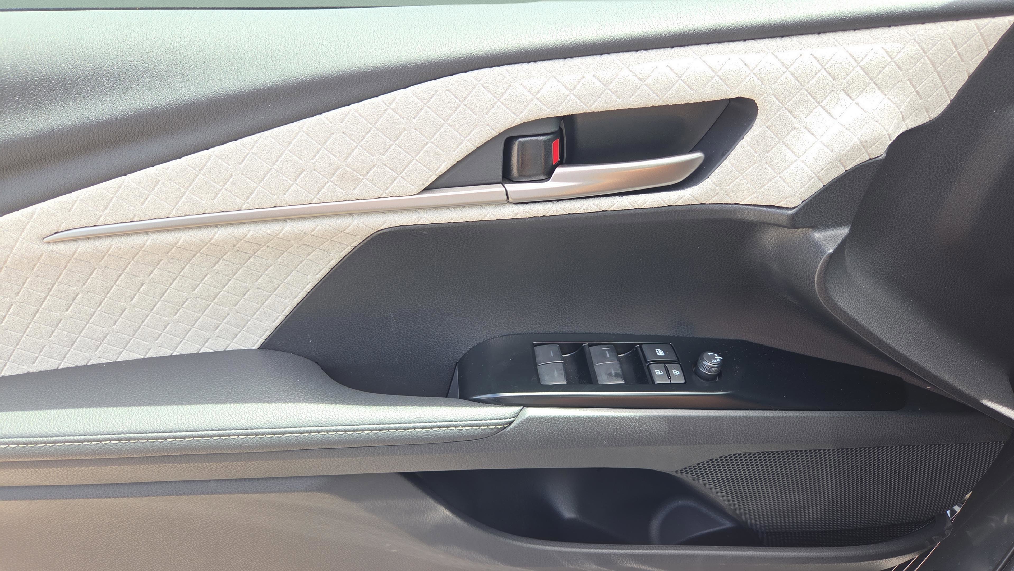 Certified 2026 Toyota Camry XLE FWD image 15