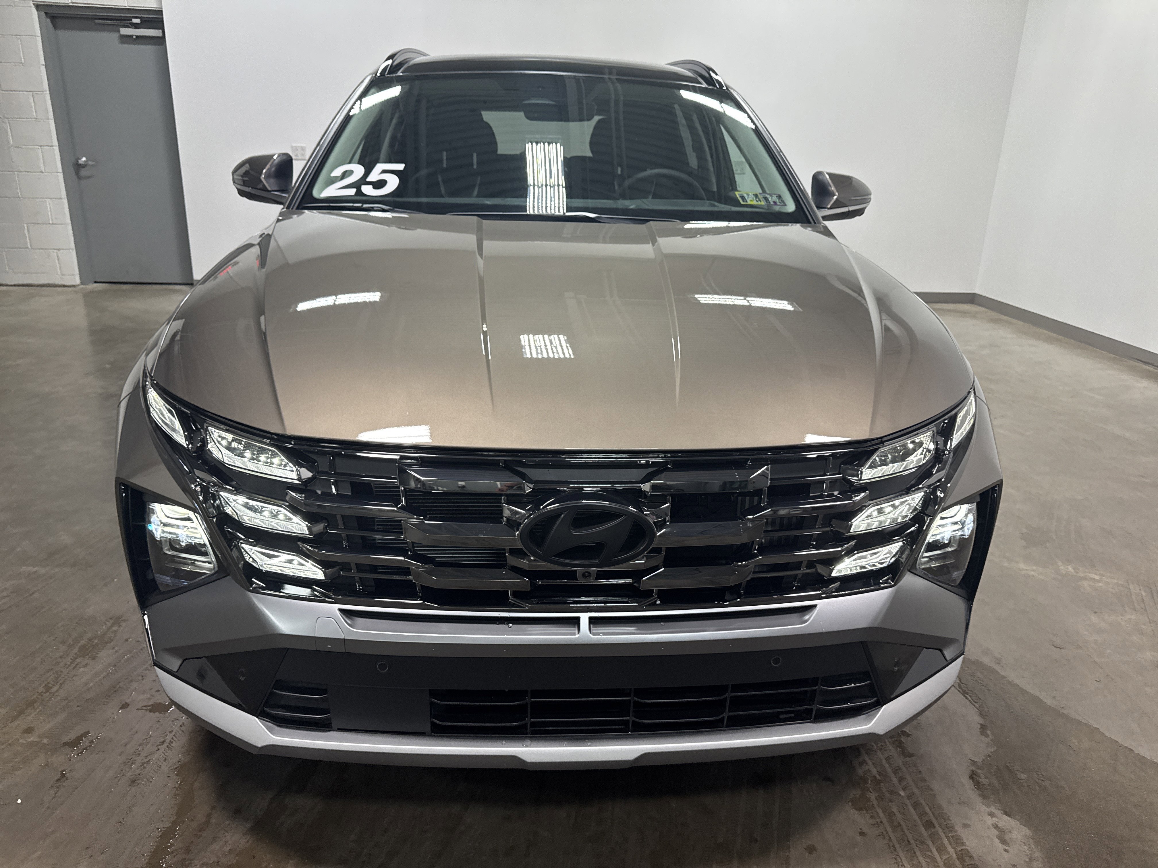 Used 2025 Hyundai Tucson Limited image 7