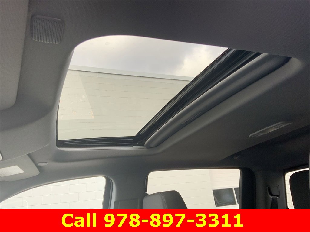 New 2025 GMC Sierra 1500 Elevation w/ Elevation Premium Package image 19