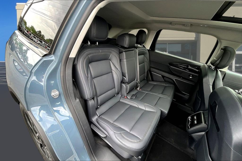 New 2026 Lincoln Nautilus Premier w/ Equipment Group 102A AWD/4WD image 10