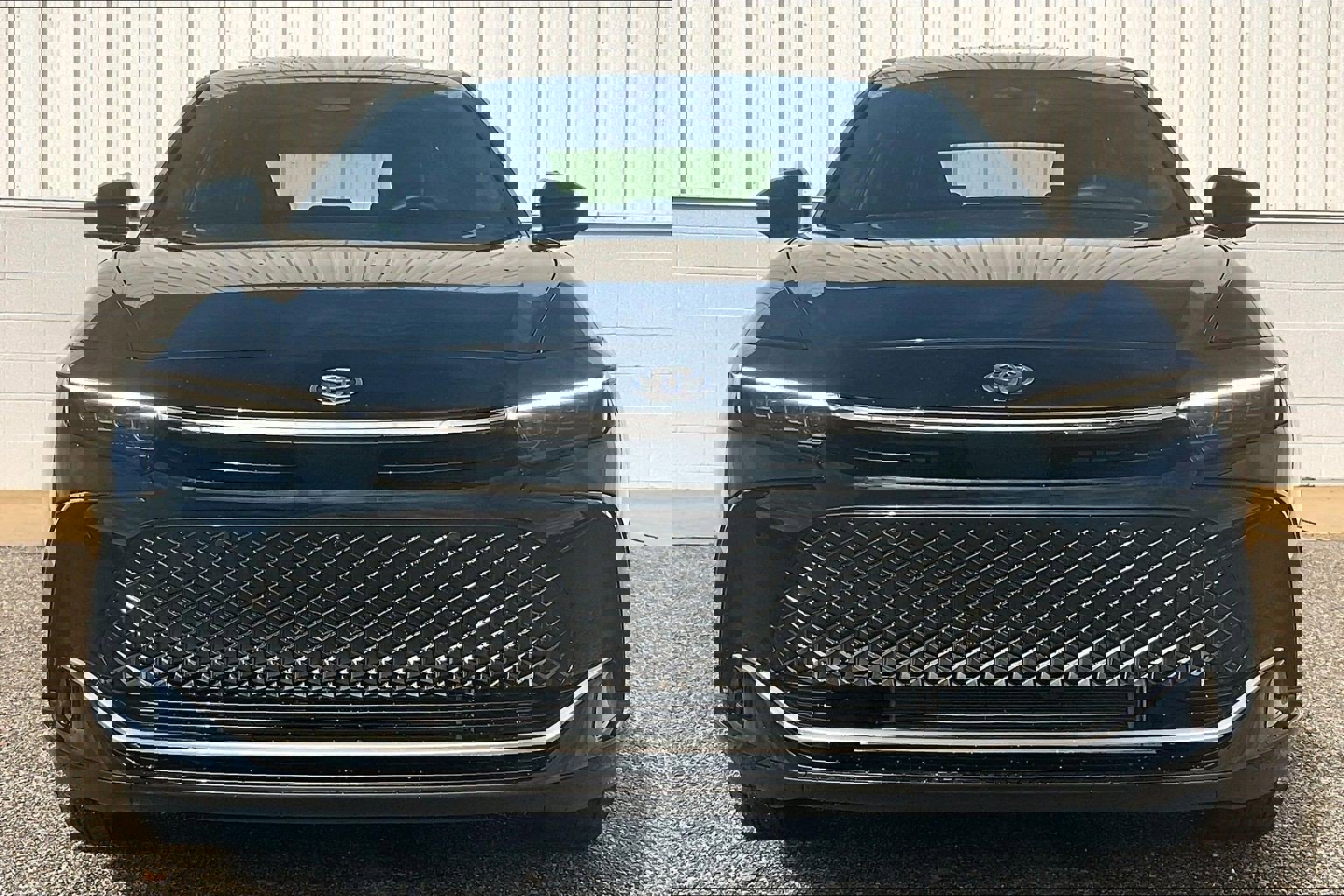 Used 2025 Toyota Crown Platinum image 3