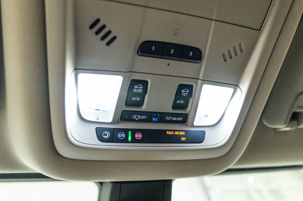 Used 2017 GMC Acadia Denali w/ Technology Package image 31