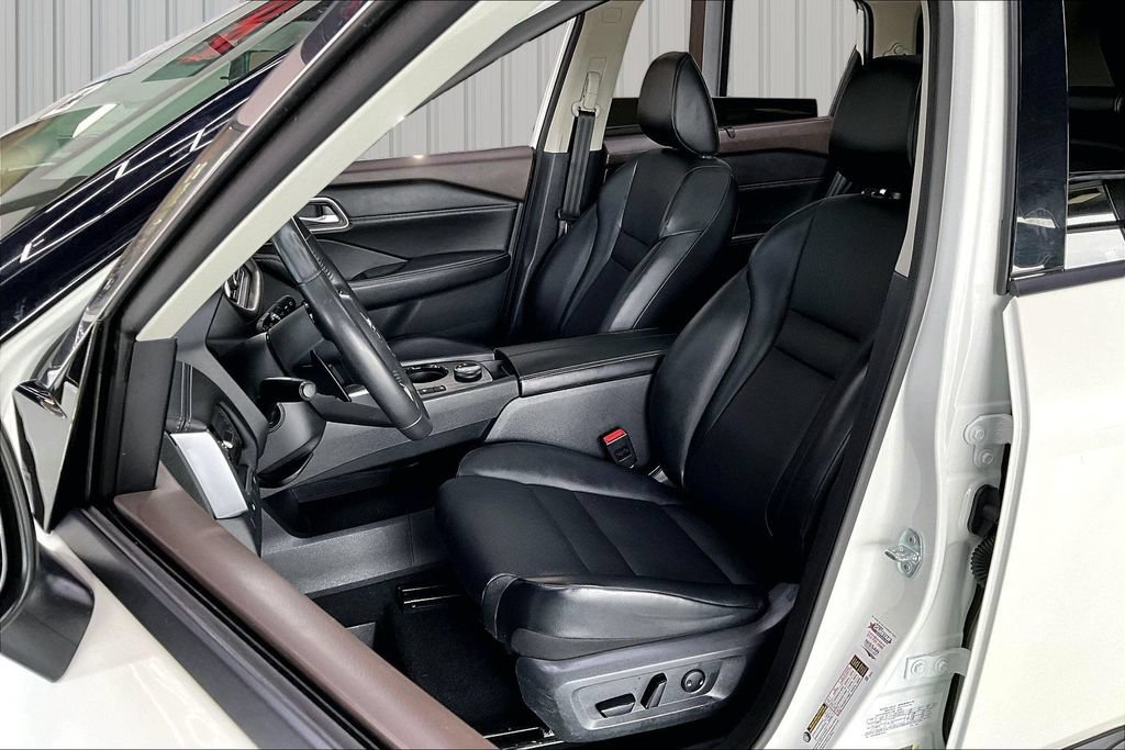 Used 2021 Nissan Rogue SV AWD/4WD image 21