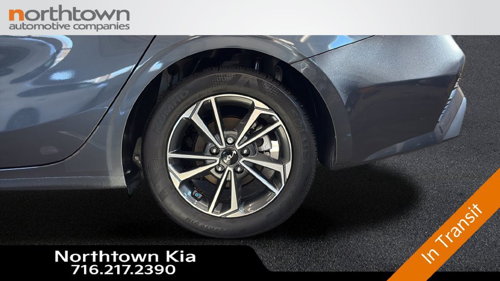 Certified 2023 Kia Forte LXS w/ LXS Technology Package FWD image 23