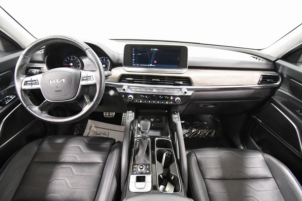 Certified 2022 Kia Telluride SX w/ SX Prestige Package image 3