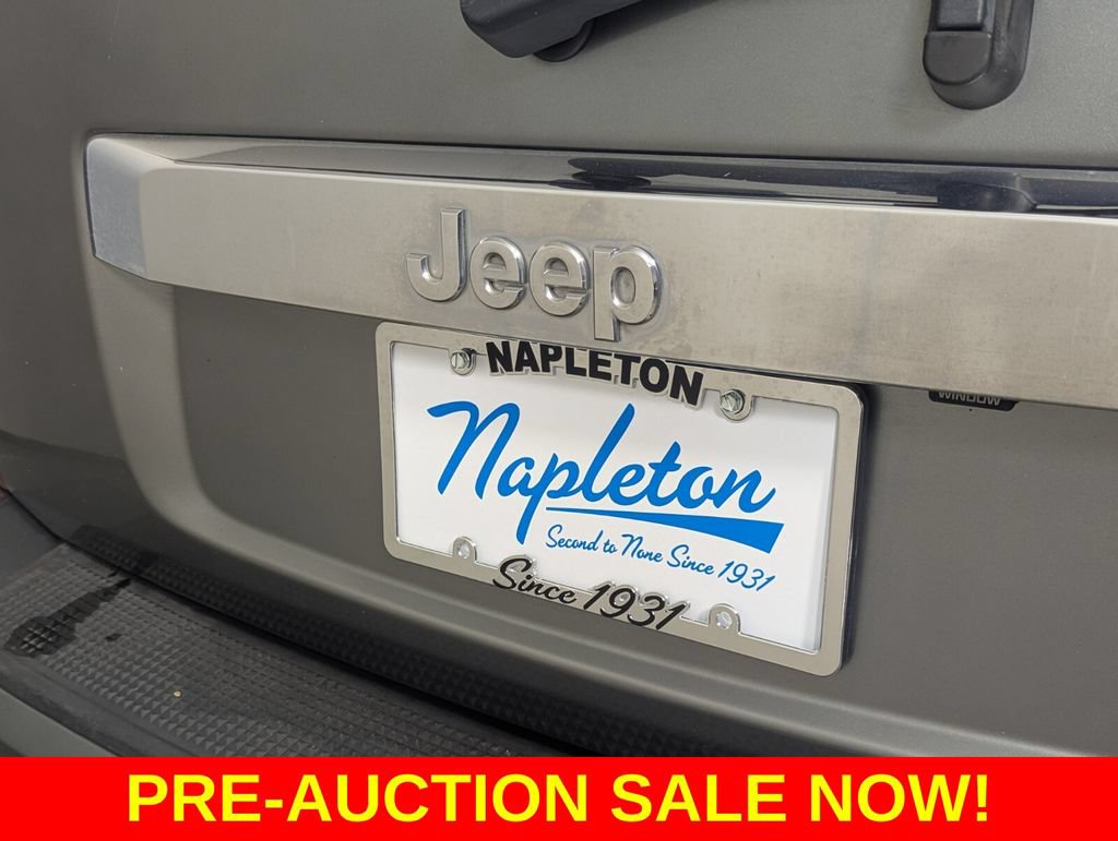 Used 2012 Jeep Liberty Sport RWD image 7