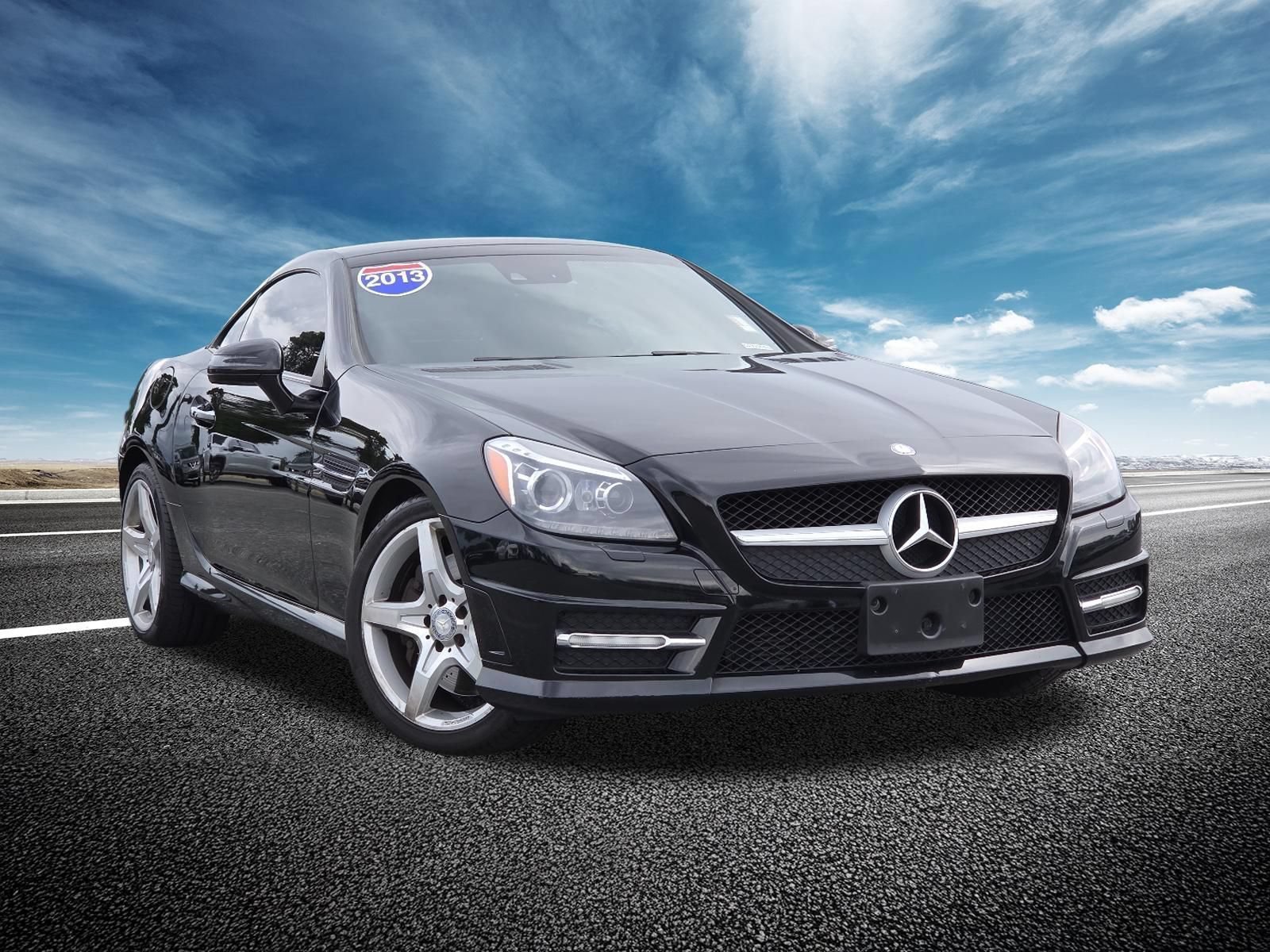 Used 2013 Mercedes-Benz SLK 250 image 17