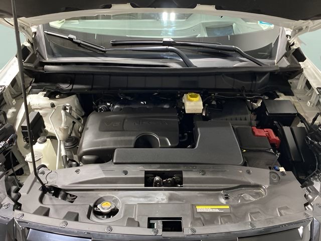 Used 2024 Nissan Pathfinder Platinum AWD/4WD image 36