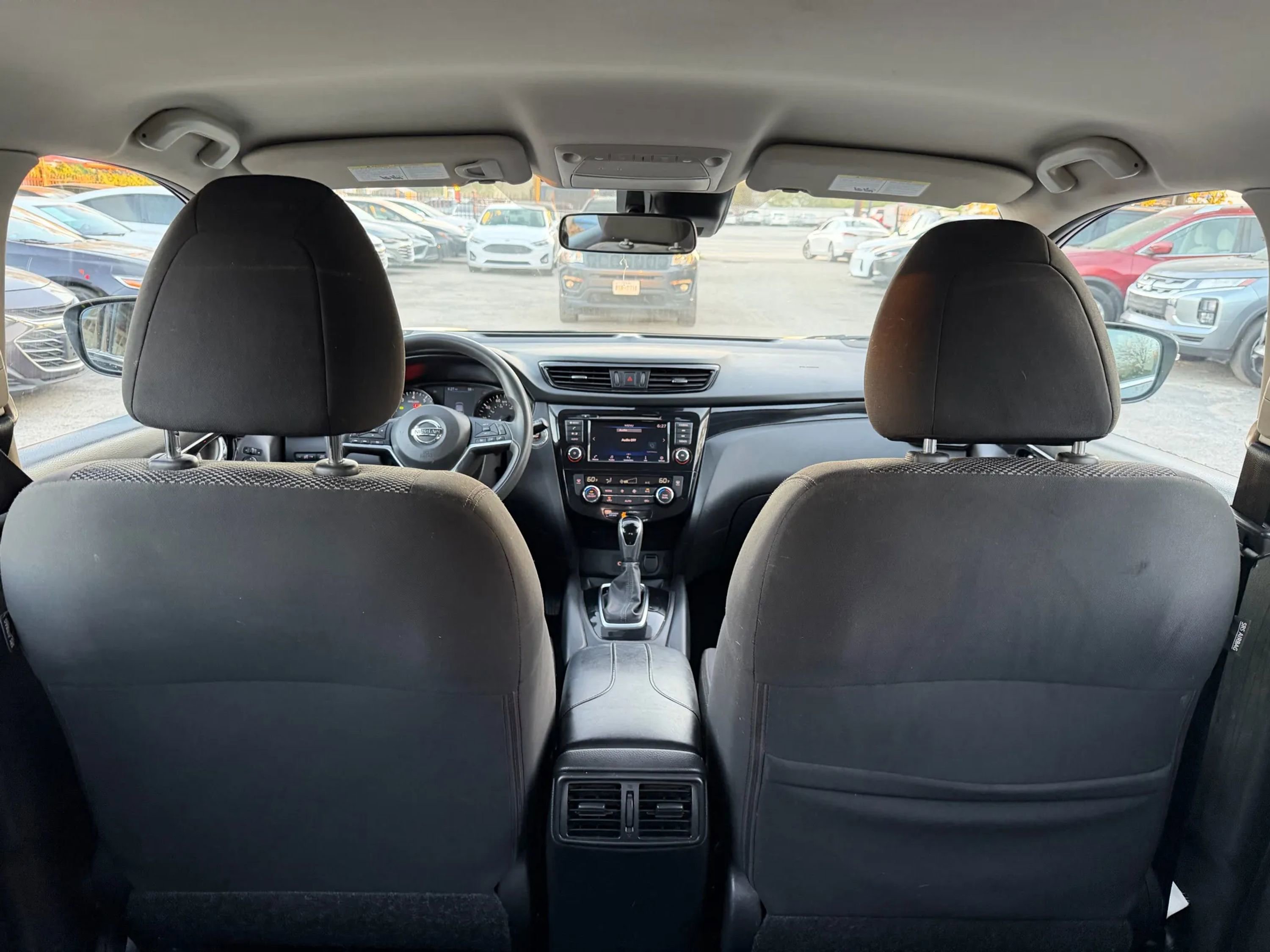 Used 2019 Nissan Rogue Sport SV image 12