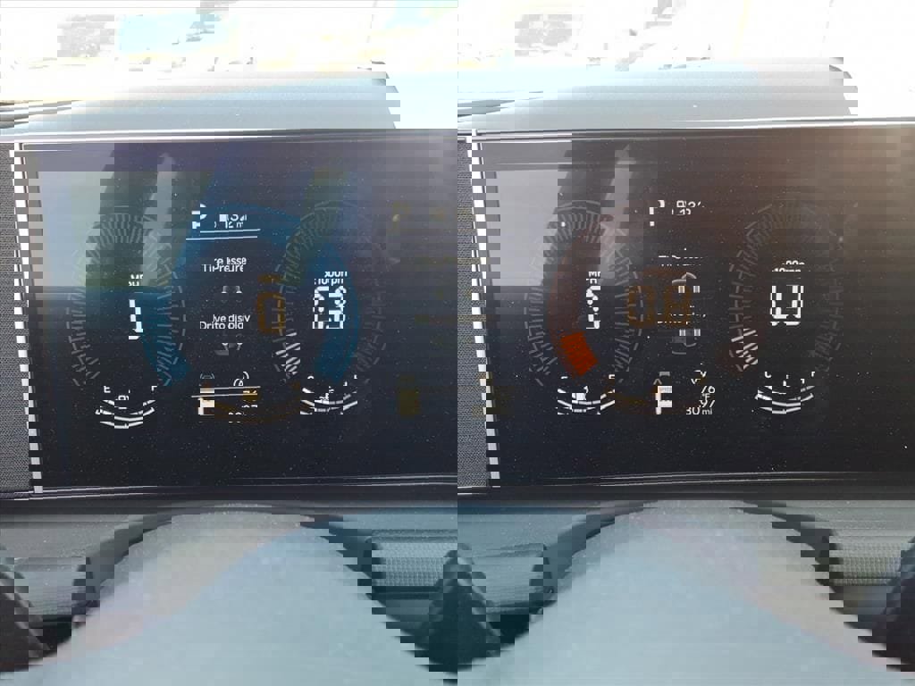 Used 2025 Hyundai Tucson SE image 26