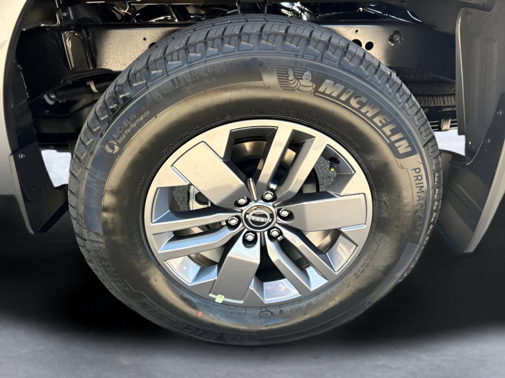 New 2026 Nissan Frontier SV w/ All-Weather Content Package AWD/4WD image 18