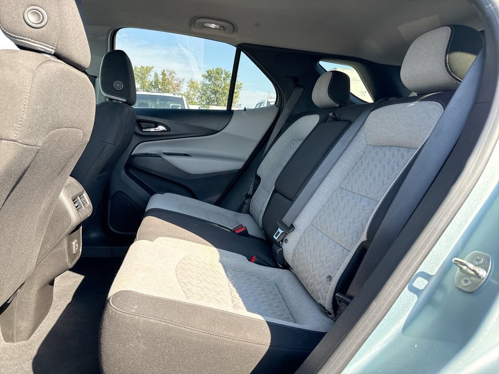 Used 2022 Chevrolet Equinox LT FWD image 23