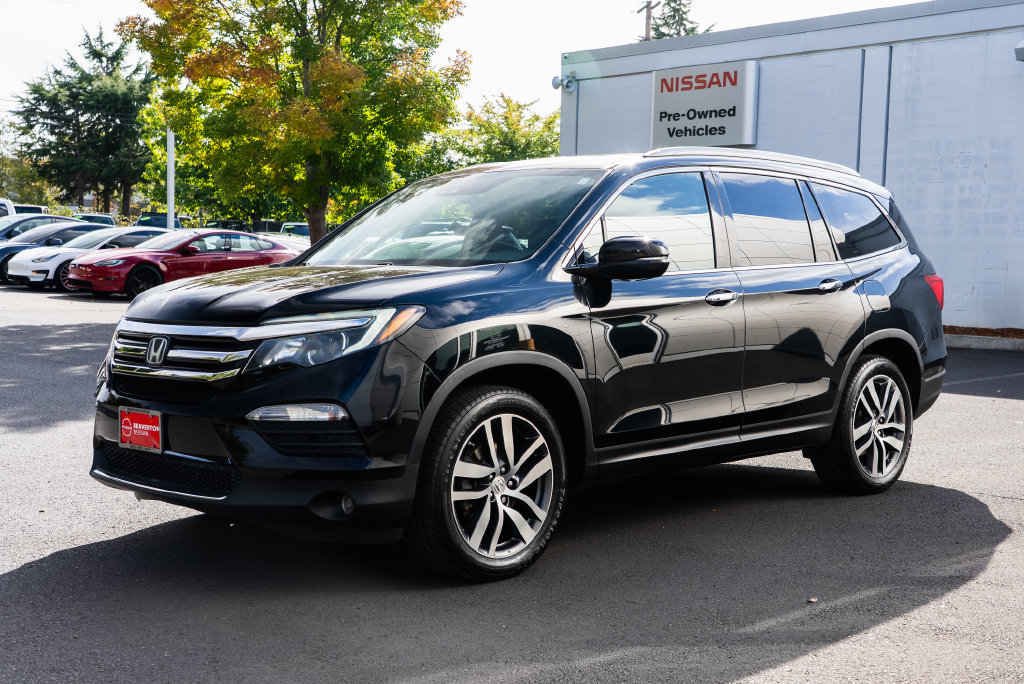 Used 2016 Honda Pilot Elite image 3