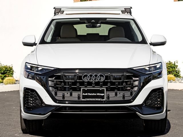 Used 2024 Audi Q8 Premium Plus AWD/4WD image 3