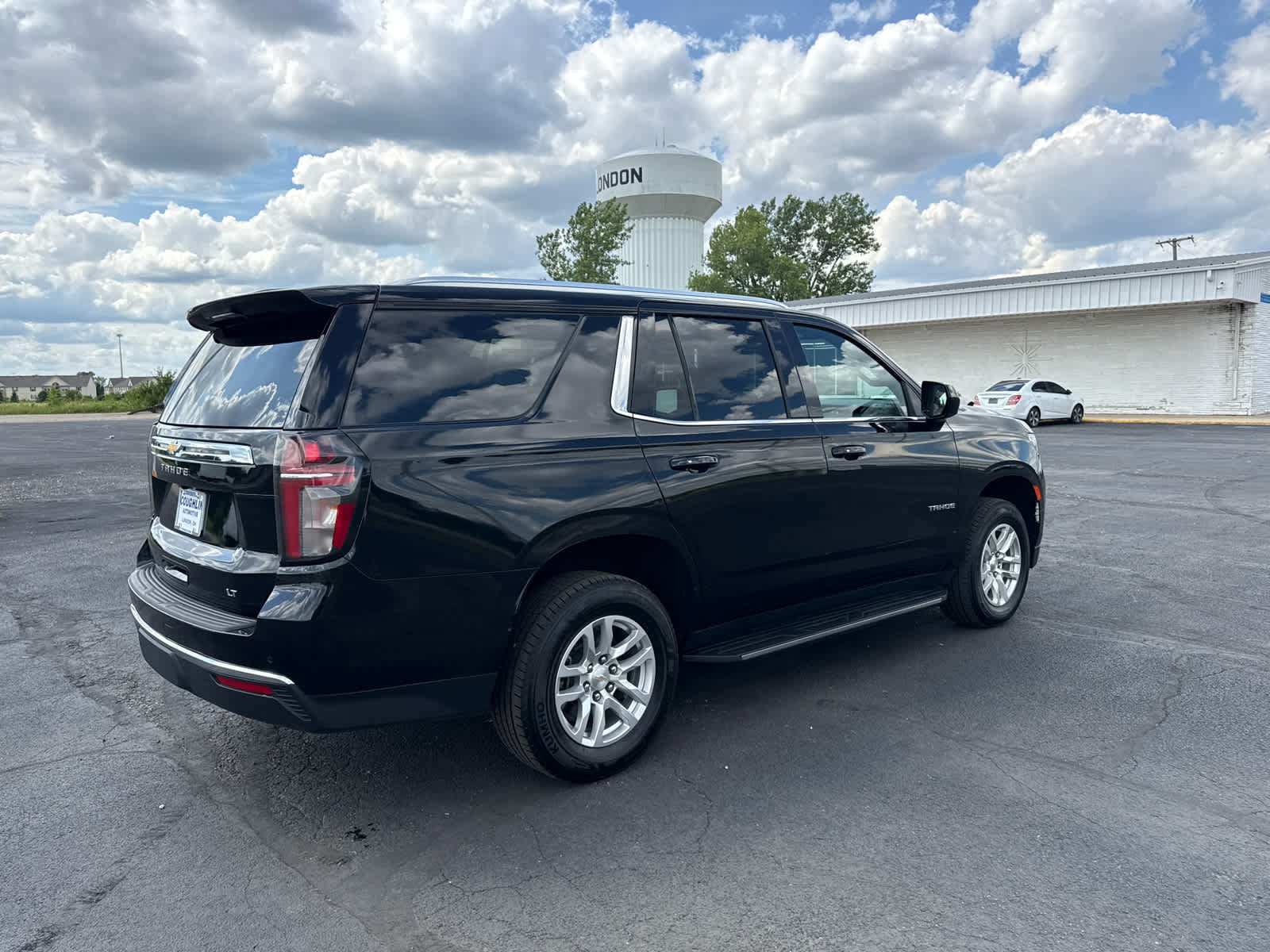Certified 2024 Chevrolet Tahoe LT AWD/4WD image 5