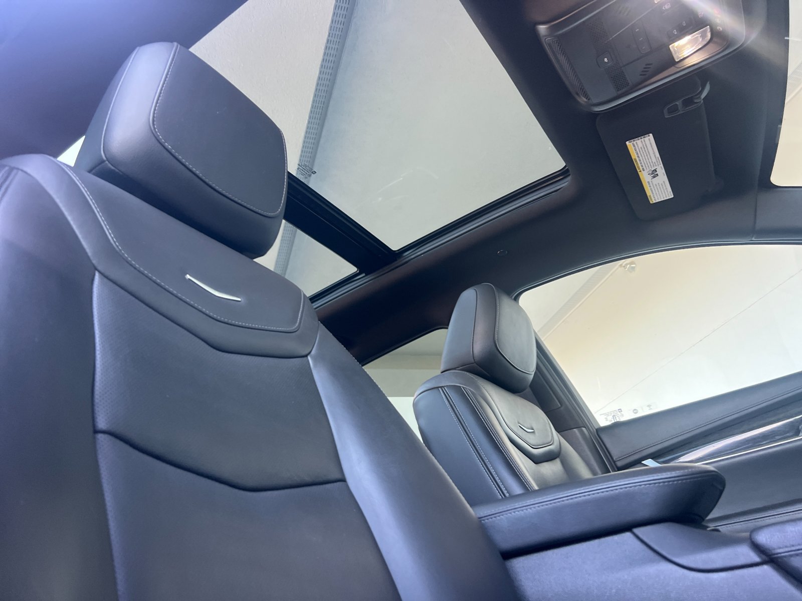 Certified 2023 Cadillac XT5 Premium Luxury AWD/4WD image 17