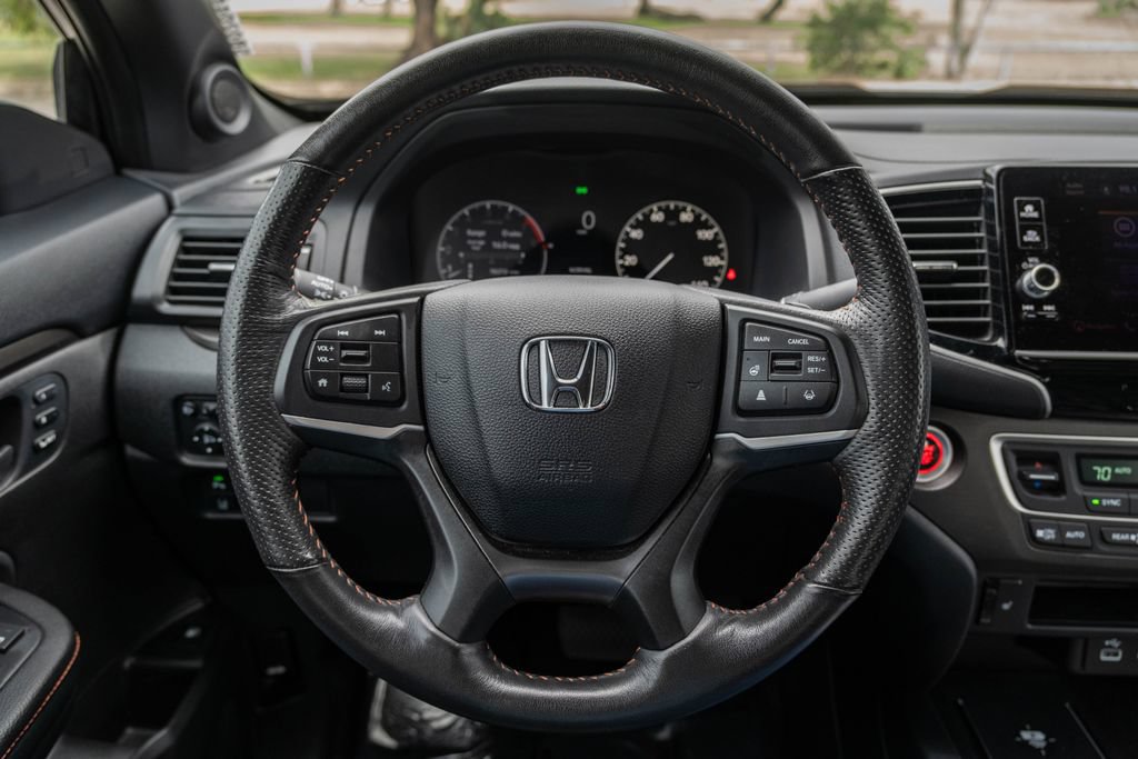 Used 2025 Honda Ridgeline TrailSport image 22