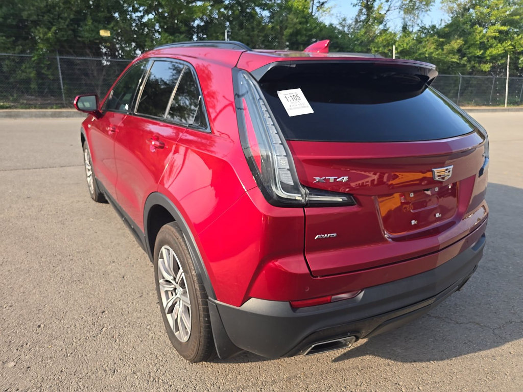 Used 2021 Cadillac XT4 Sport w/ Sun And Sound Package AWD/4WD image 3