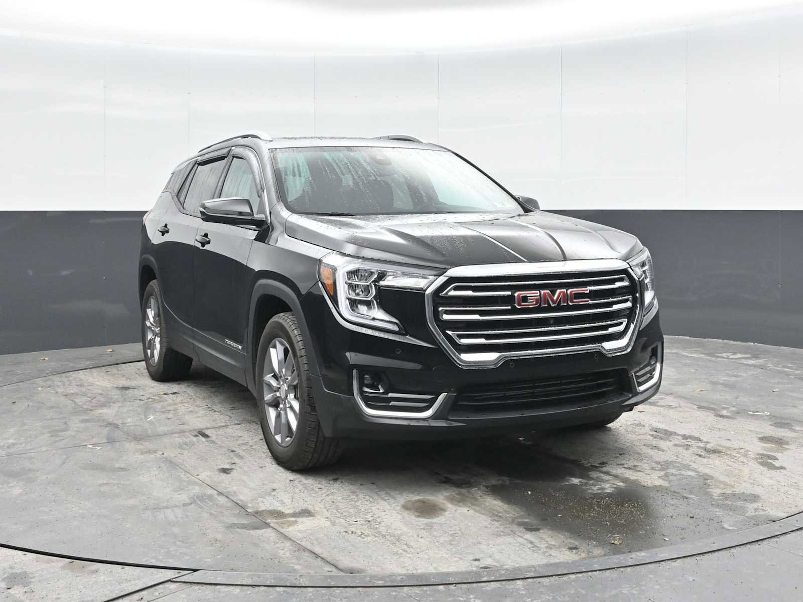 Used 2022 GMC Terrain SLT w/ Infotainment Package II image 5