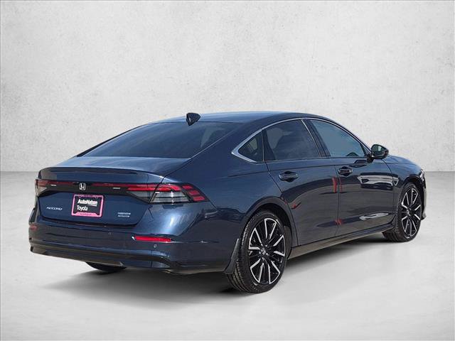 Used 2023 Honda Accord Touring image 5