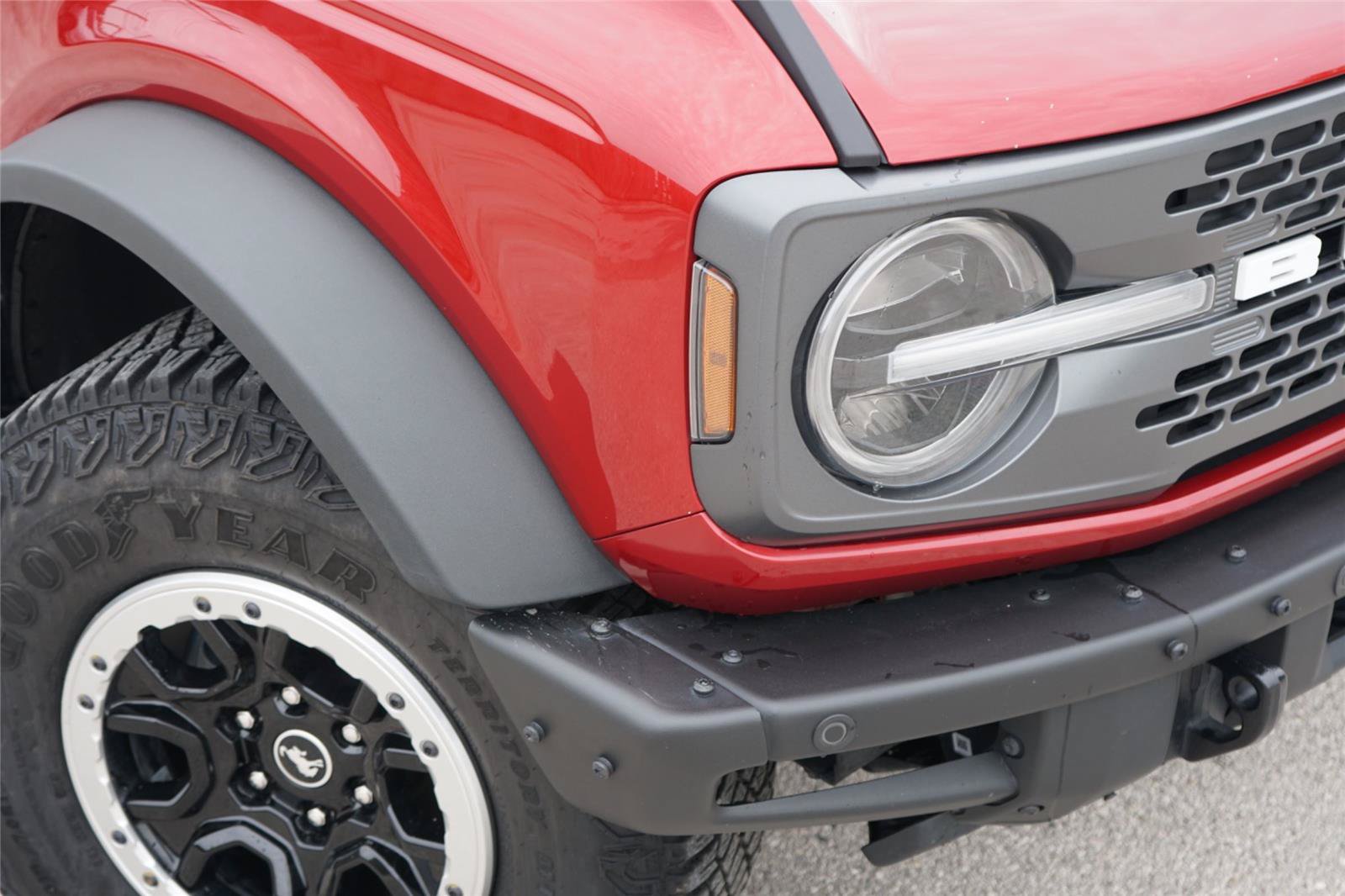 Certified 2021 Ford Bronco Badlands AWD/4WD image 3