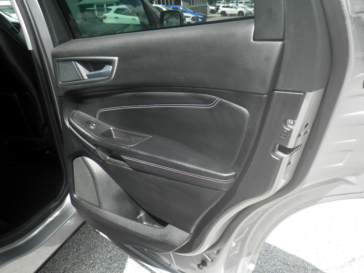 Certified 2024 Ford Edge Titanium image 23