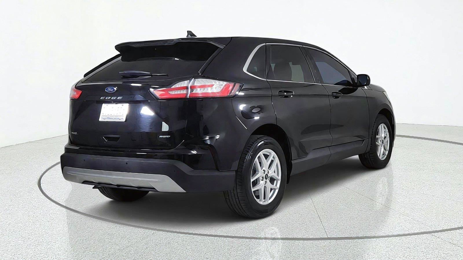 Used 2023 Ford Edge SEL AWD/4WD image 11