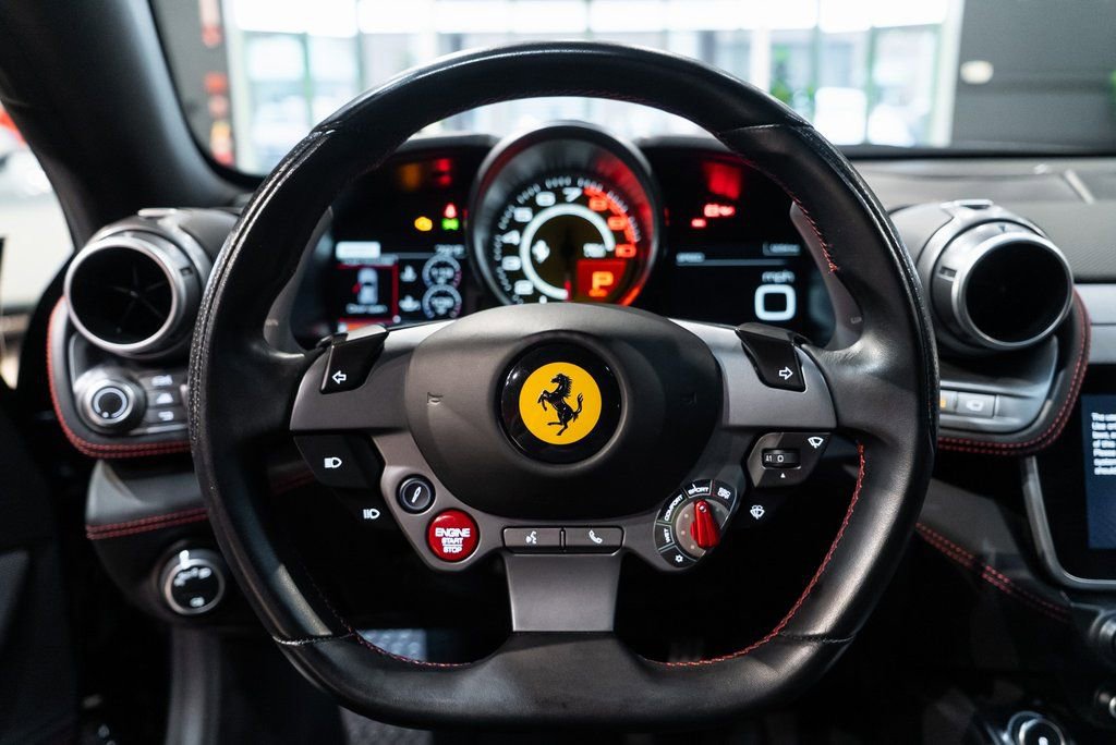 Certified 2020 Ferrari GTC4Lusso T image 5