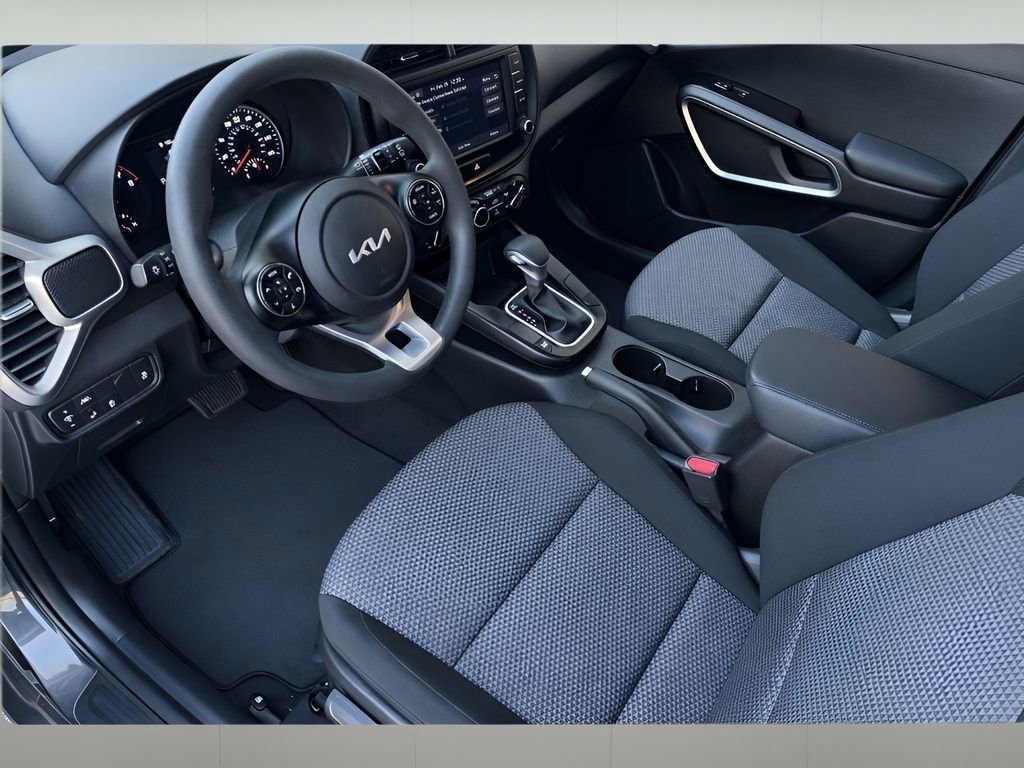 Used 2022 Kia Soul LX w/ Technology Package image 9