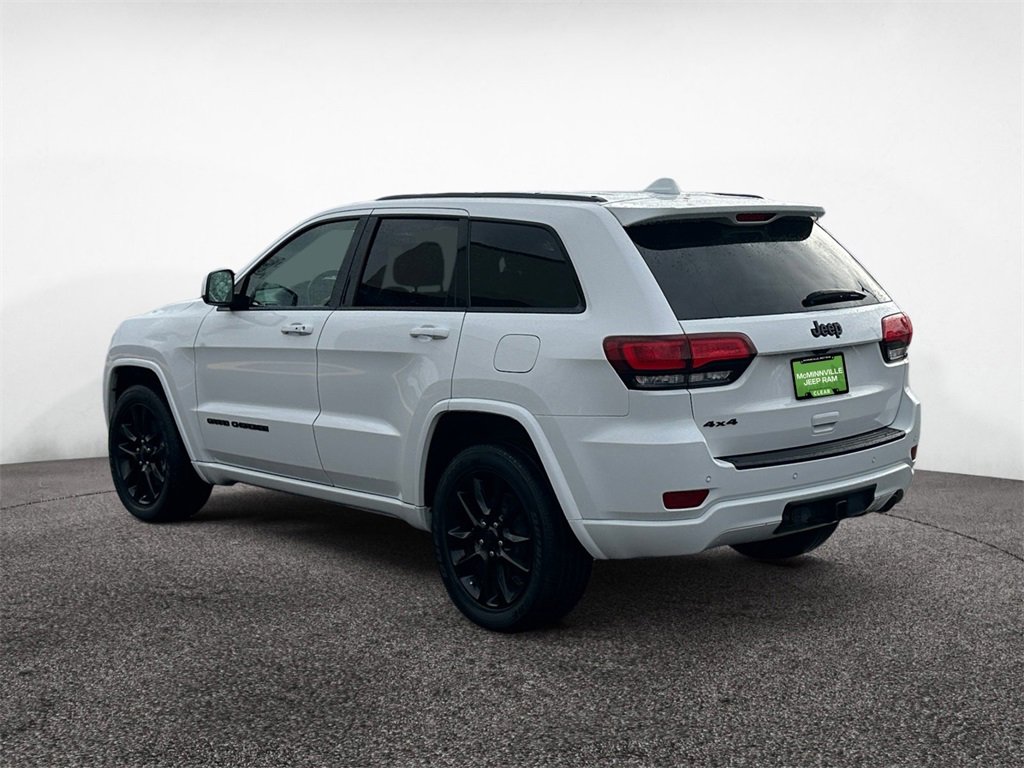 Certified 2021 Jeep Grand Cherokee Laredo X image 3