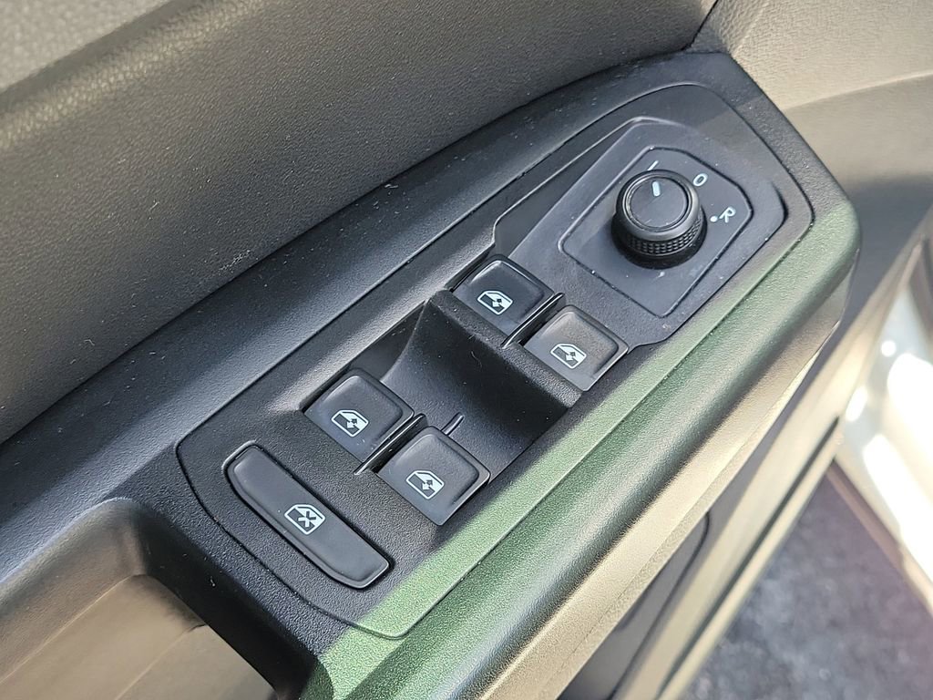 Used 2021 Volkswagen Atlas SEL FWD image 20