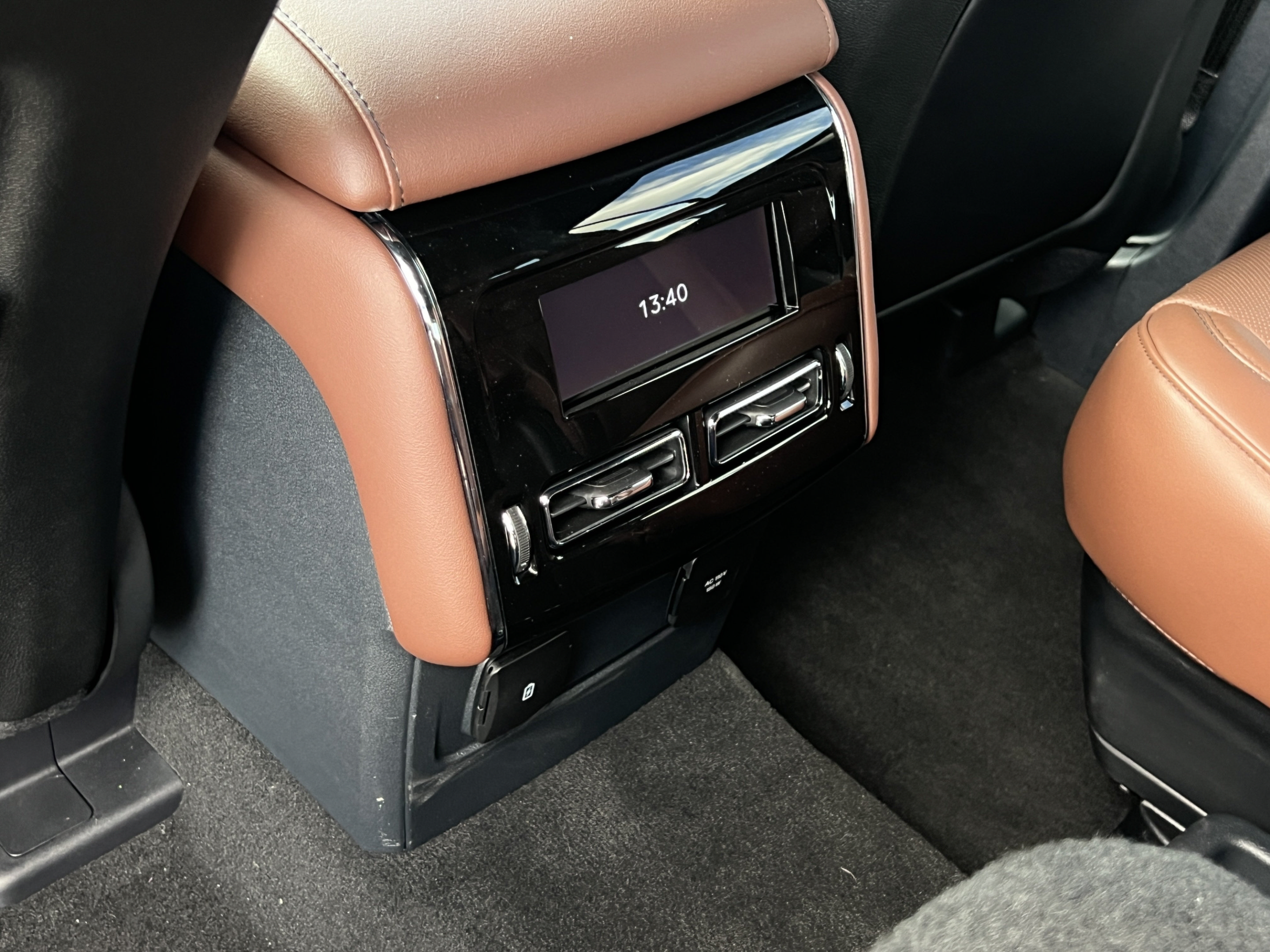 New 2027 Lincoln Aviator Reserve AWD/4WD image 24