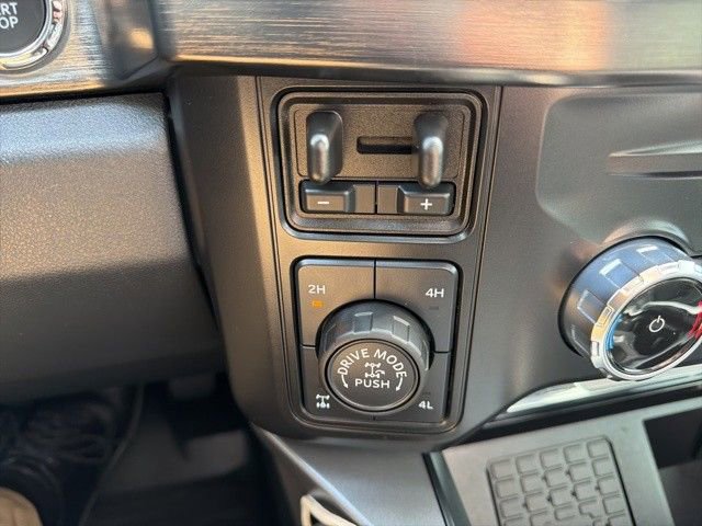 Used 2024 Ford F250 Lariat w/ Lariat Ultimate Package AWD/4WD image 17