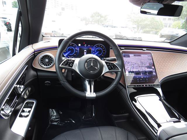 Certified 2023 Mercedes-Benz EQE 350+ 4MATIC SUV w/ AMG Line Exterior Package image 8