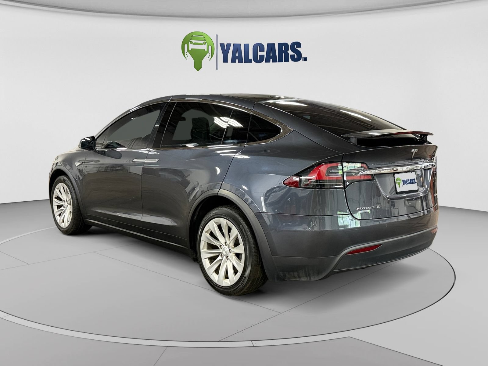 Used 2016 Tesla Model X 75D AWD/4WD image 3