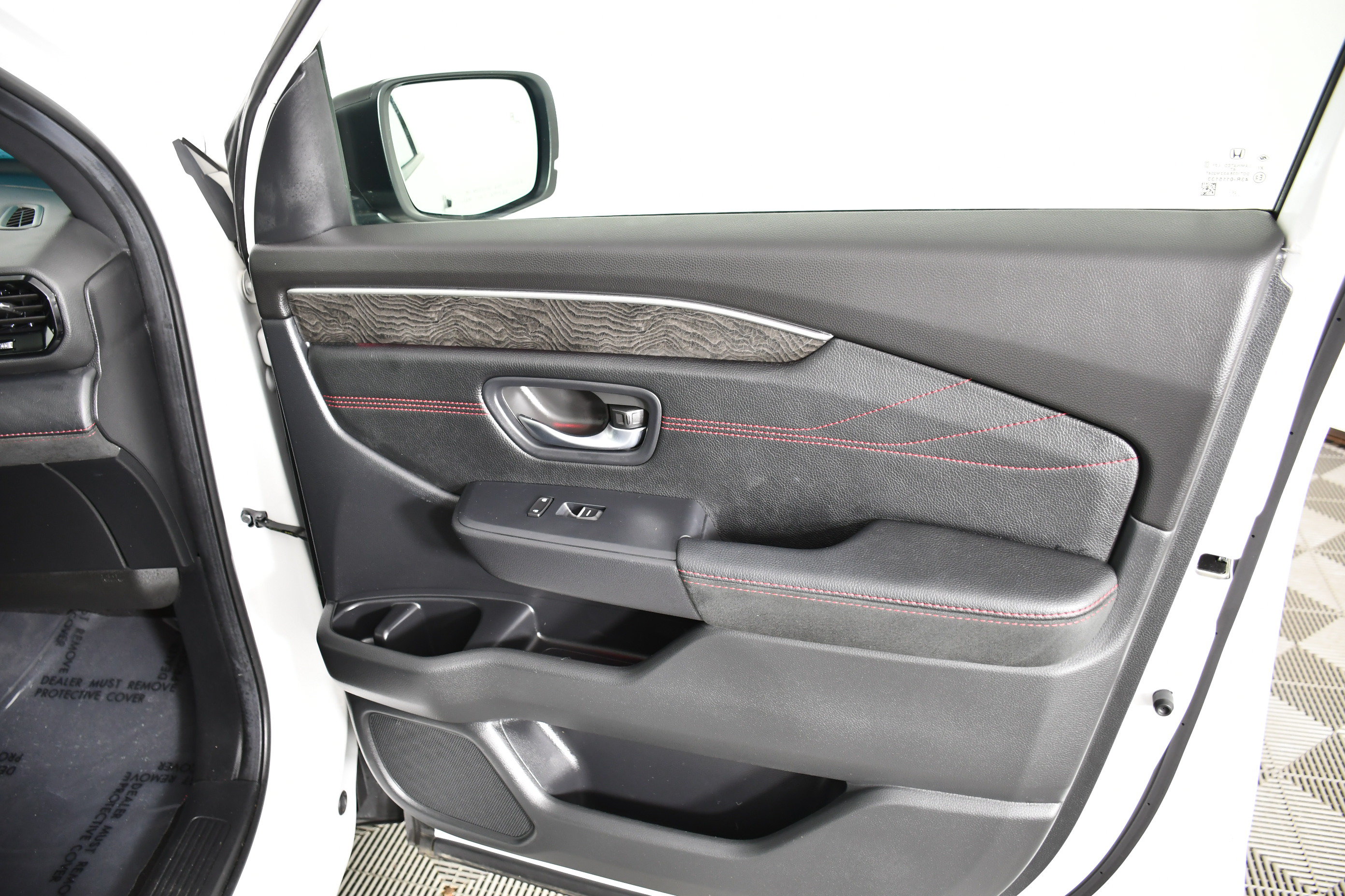 Certified 2026 Honda Pilot Black Edition image 41