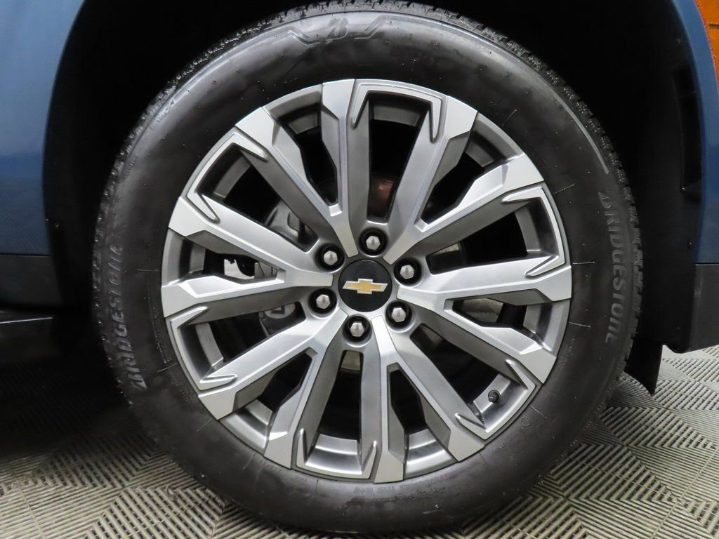 Used 2025 Chevrolet Tahoe High Country image 8