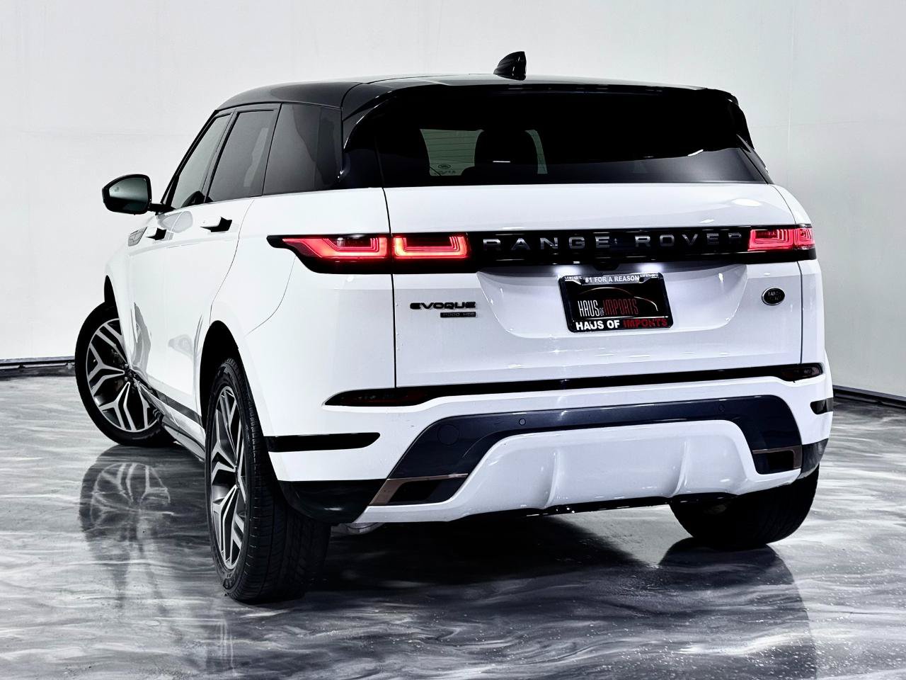 Used 2020 Land Rover Range Rover Evoque R-Dynamic HSE AWD/4WD image 9