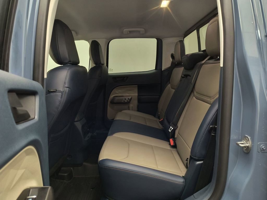 Used 2025 Ford Maverick Lariat w/ 4K Tow Package image 12