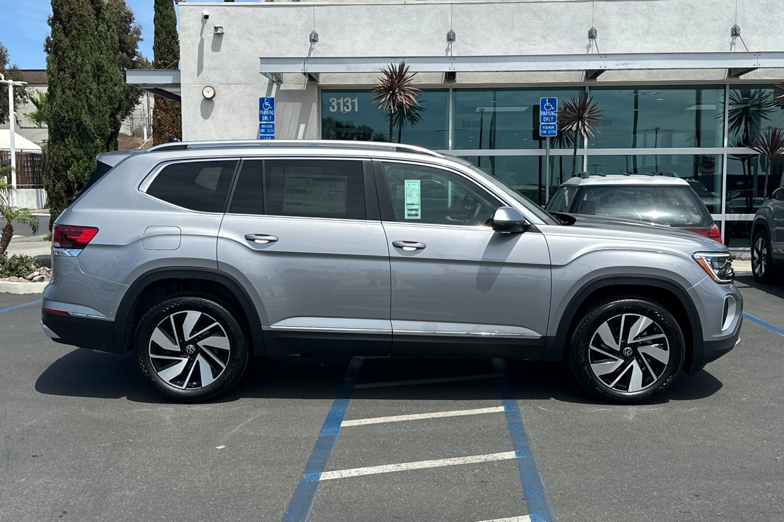 New 2026 Volkswagen Atlas SEL AWD/4WD image 4