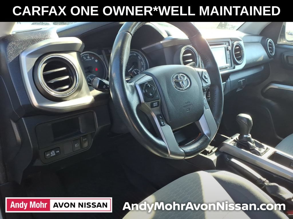 Used 2019 Toyota Tacoma SR5 AWD/4WD image 18