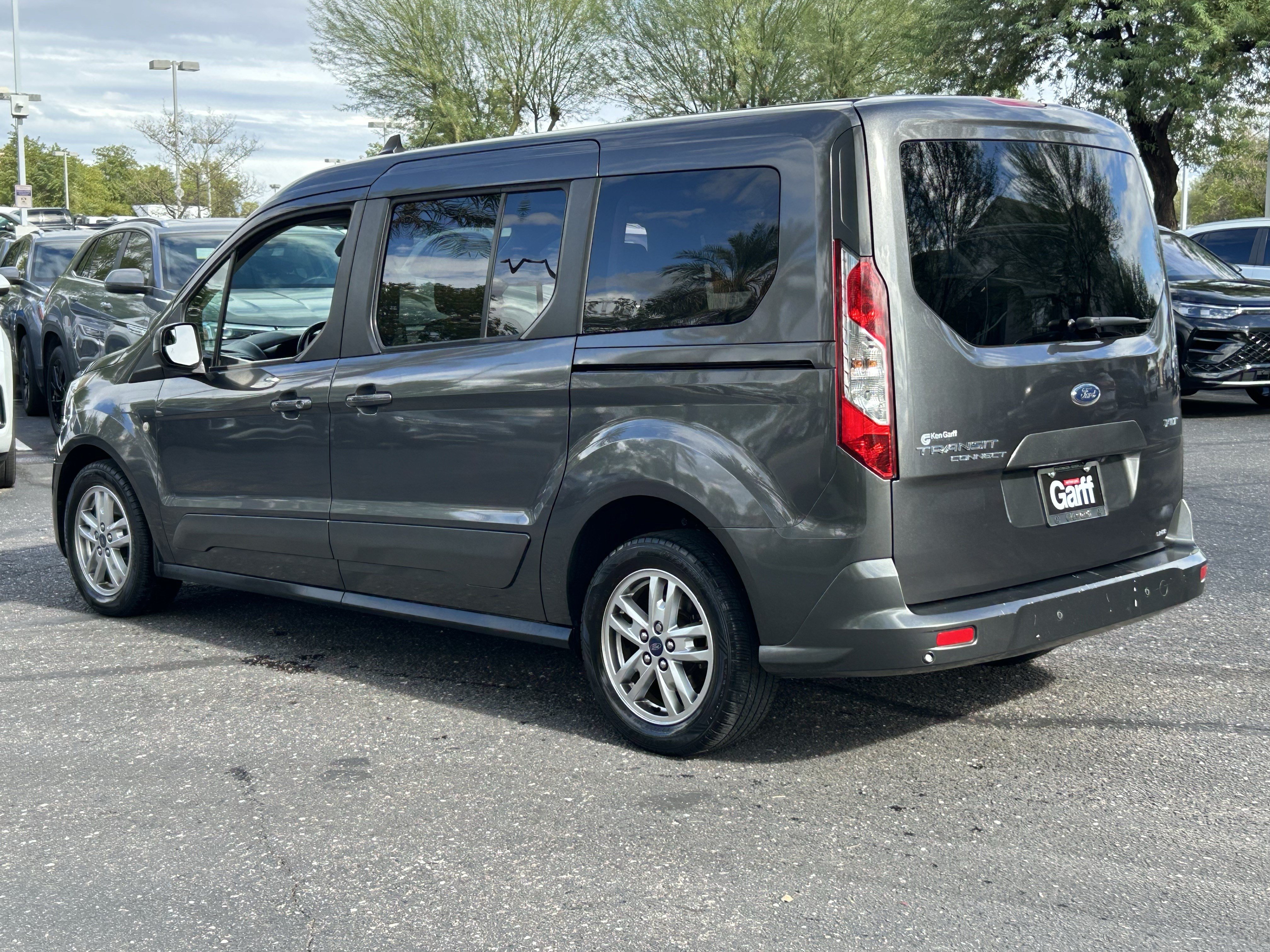 Used 2020 Ford Transit Connect XLT FWD image 3