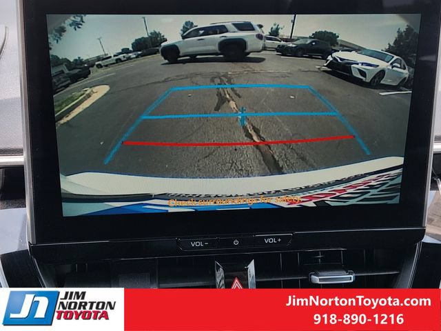 Used 2025 Toyota Corolla XSE FWD image 18