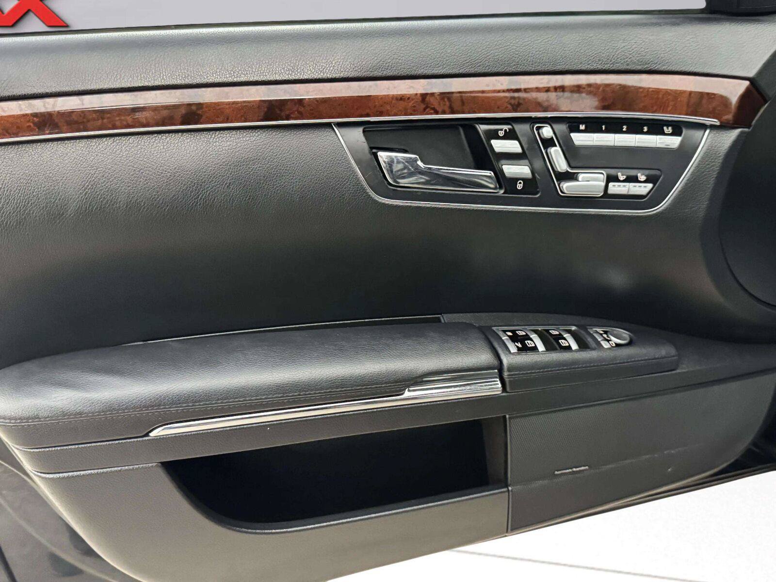 Used 2013 Mercedes-Benz S 550 image 18