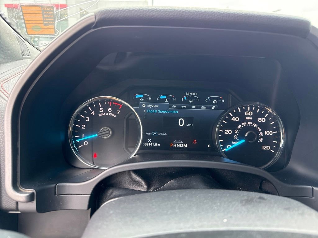 Used 2018 Ford F150 Platinum w/ Equipment Group 701A Luxury AWD/4WD image 3
