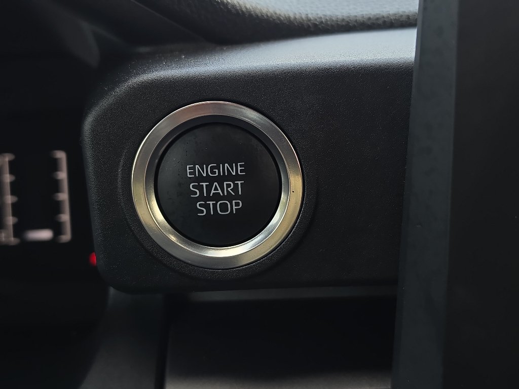 Certified 2026 Toyota 4Runner SR5 RWD image 28