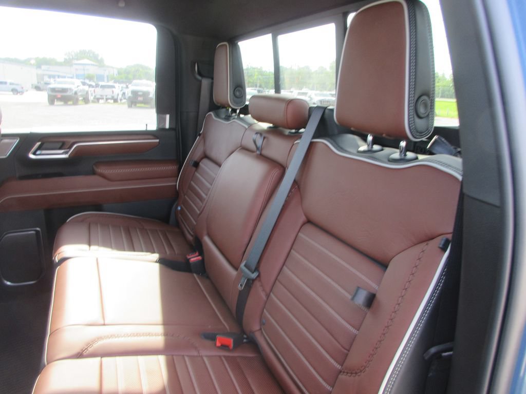 New 2026 GMC Sierra 2500 Denali Ultimate AWD/4WD image 14
