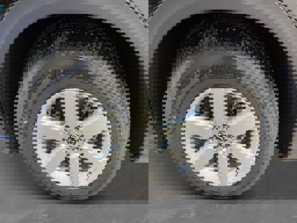 New 2025 Honda Prologue EX image 11